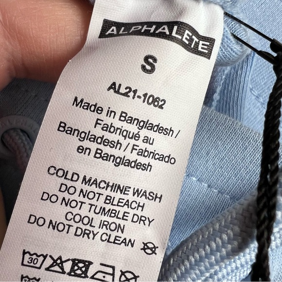 Alphalete Women’s Light Blue Sweatshorts Size S - Picture 8 of 10